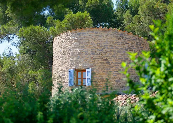 Les Gites Du Chateau St Jacques D\'Albas
