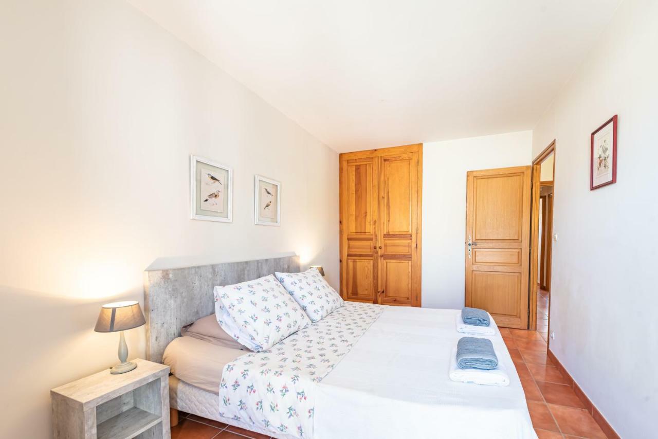 Holiday home Les Du Chateau St Jacques D'albas